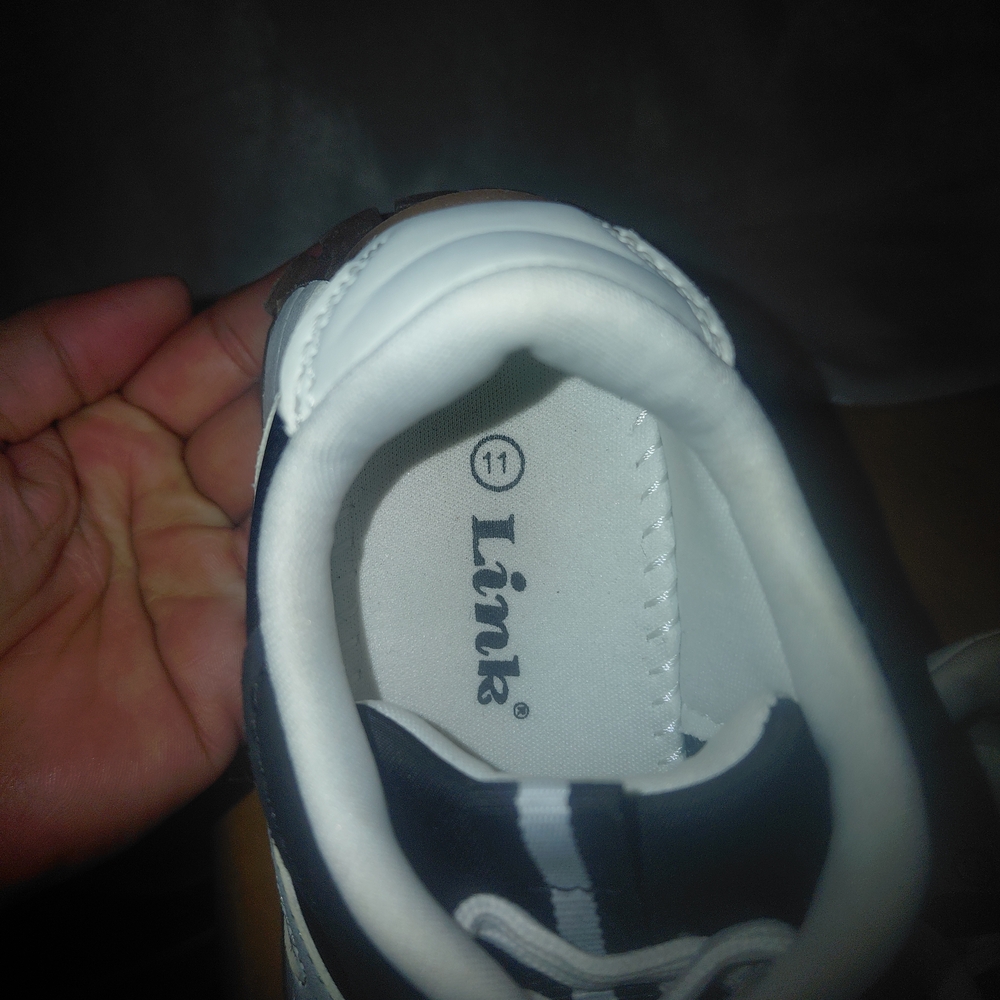 Link Monochrome Athletic Shoes - Picture 6 of 7